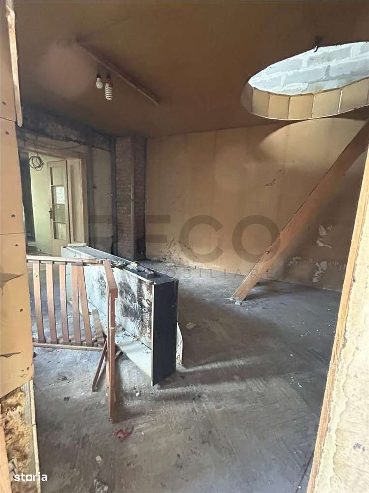 RECO Casa zona centrala la sub 1000 €mp - Imagine principală: 4/5