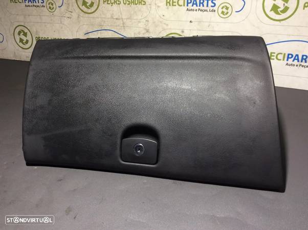 Porta Luvas Peugeot 407 1.6 HDi SW 2004 - 1