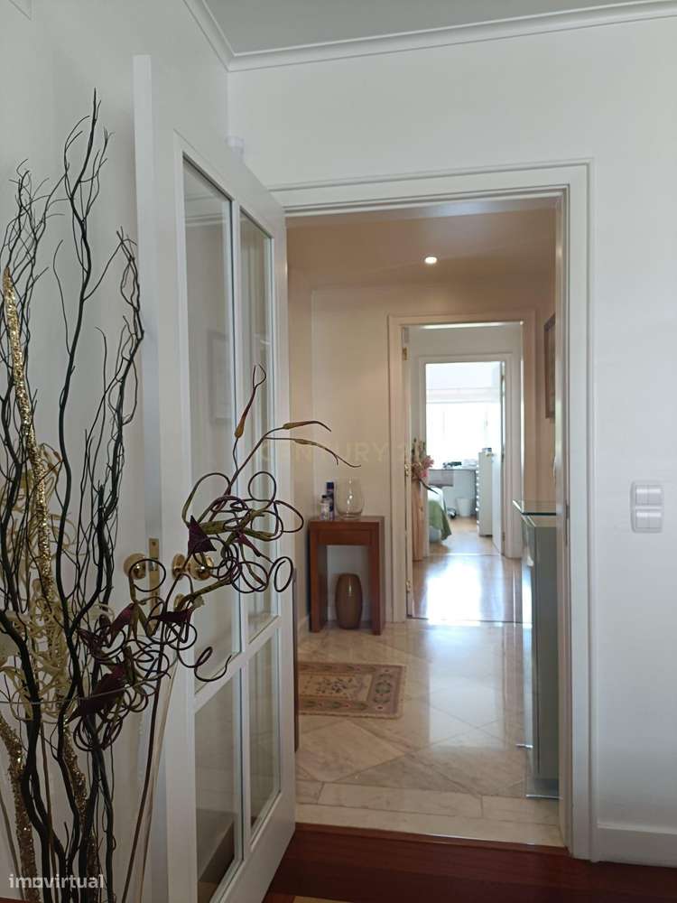 Apartamento T3 moderno junto ao Parque das Conchas-31