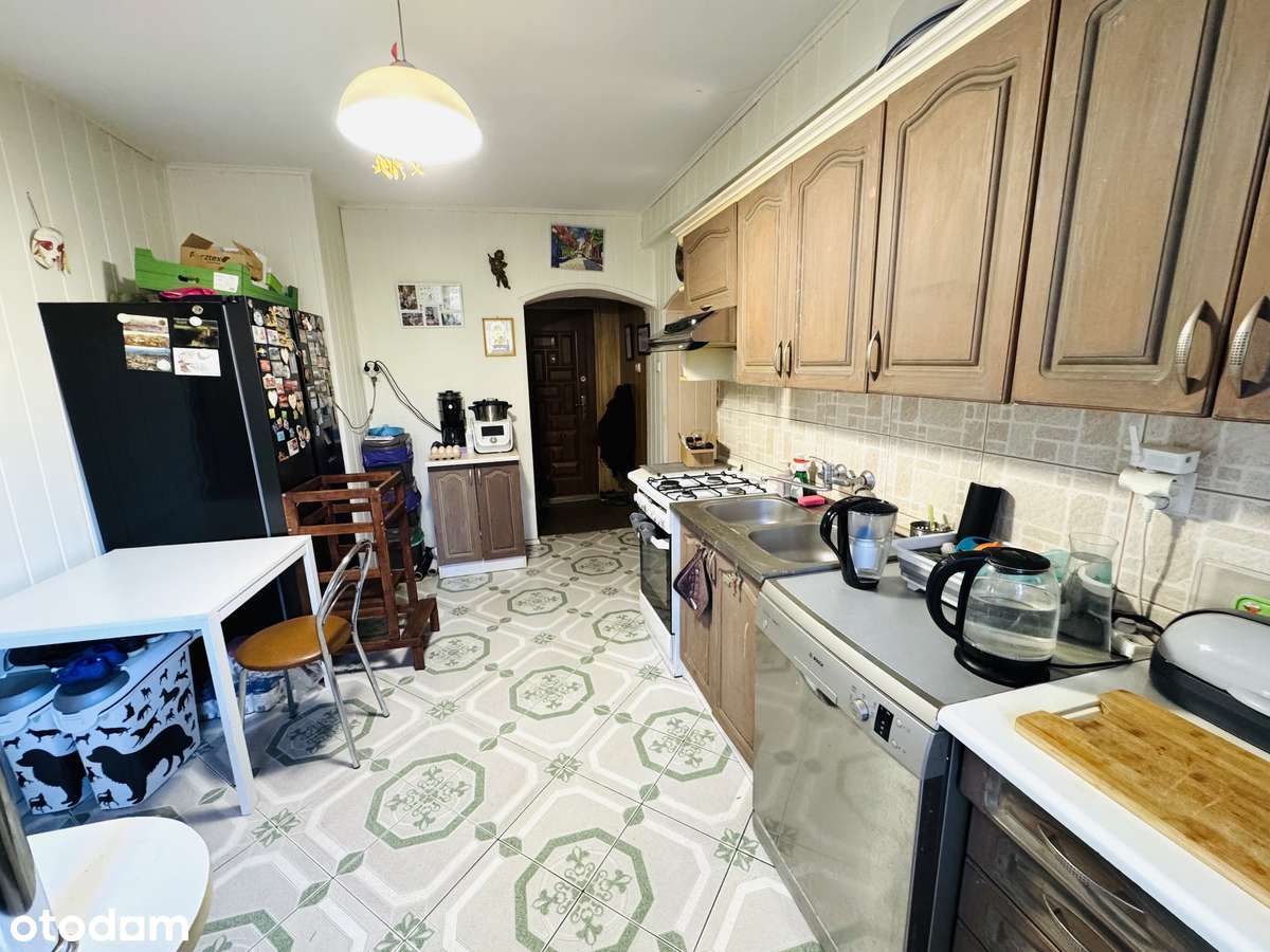 Przestronne mieszkanie z ogródkiem i garażem, Domanice, gm. Mietków-7