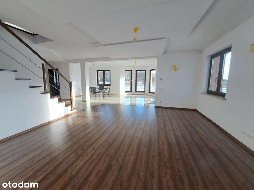 Elegancki dom w Witkowicach blisko Częstochowy-10