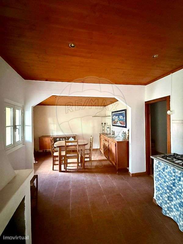 Moradia T2 para venda-5