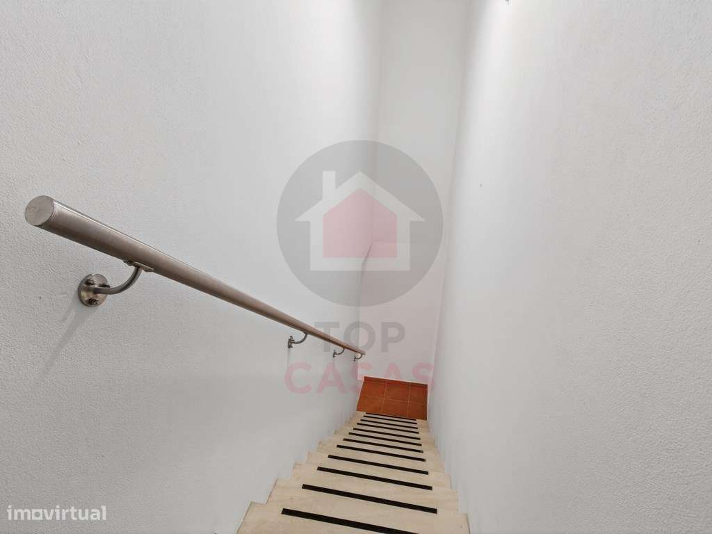 Moradia T3 com Piscina e Terreno em Osseira - Carvalhal Benfeito-21