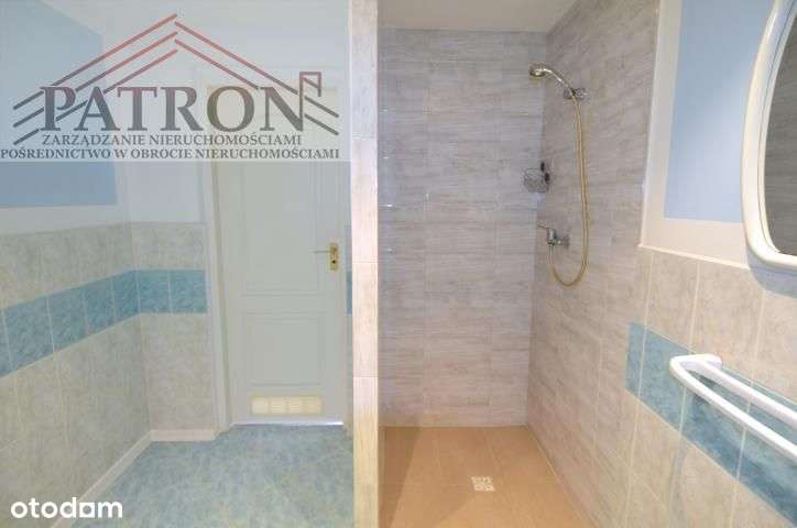 Atrakcyjny dom z garażem (2004) w Nowogrodźcu-16