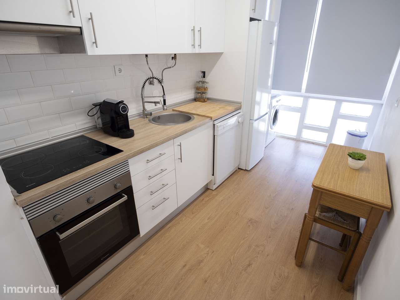 Apartamento t2 na Rua Avelar Brotero, em Stº António dos Cavaleiros - Grande imagem: 5/11