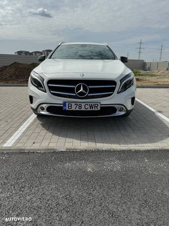 Mercedes-Benz GLA 220 CDI 4Matic 7G-DCT Edition 1 - 2