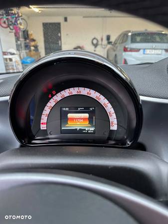 Smart Forfour EQ - 17