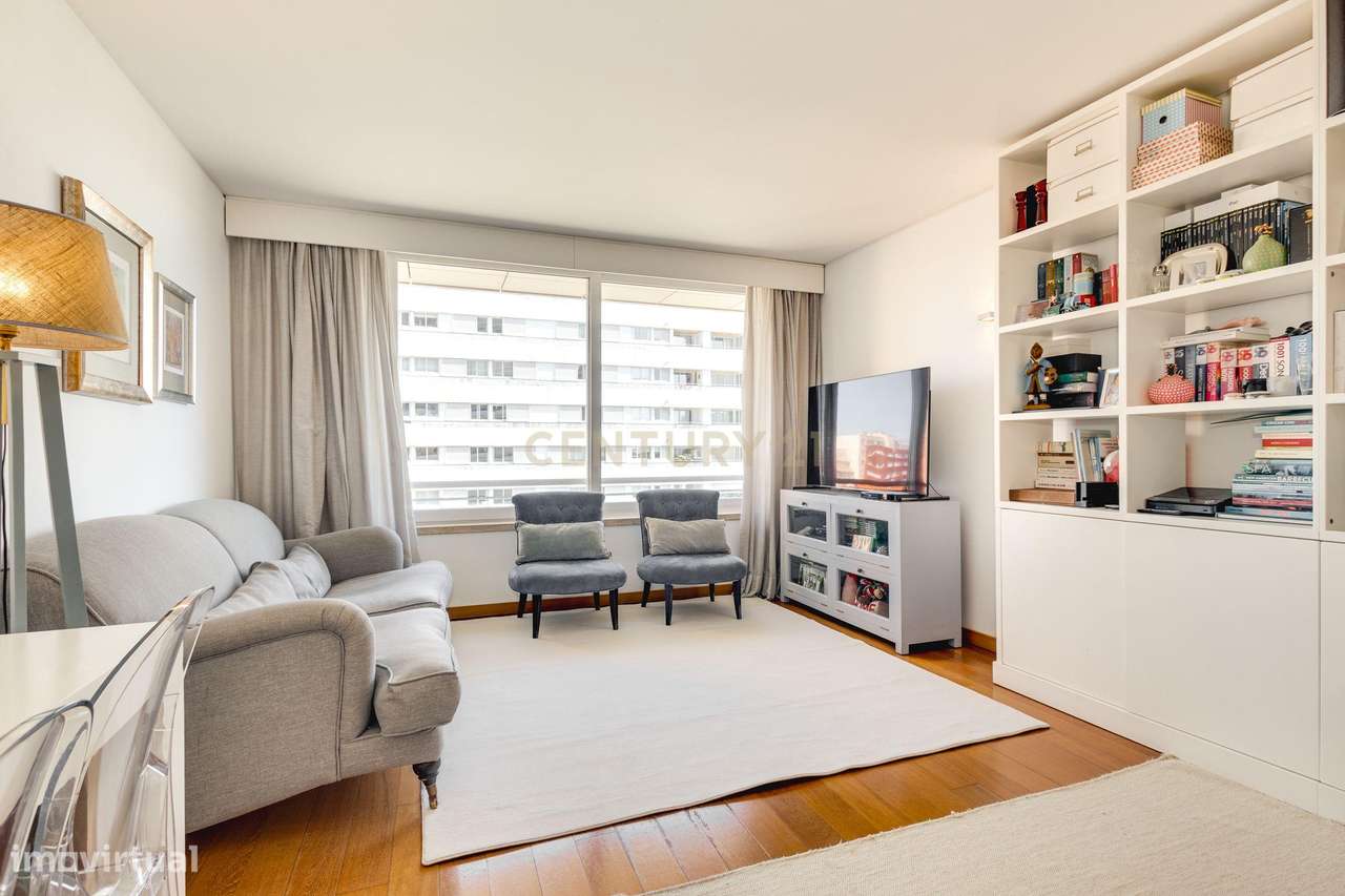 Apartamento T3 no Edifício Dolce Vita-3