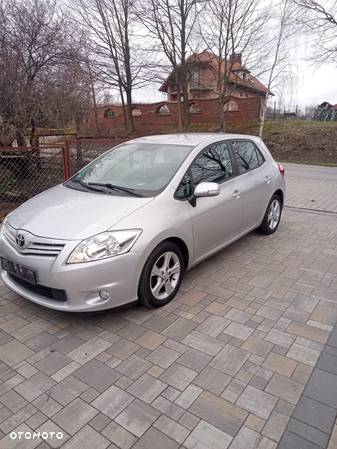 Toyota Auris 1.6 Comfort - 4