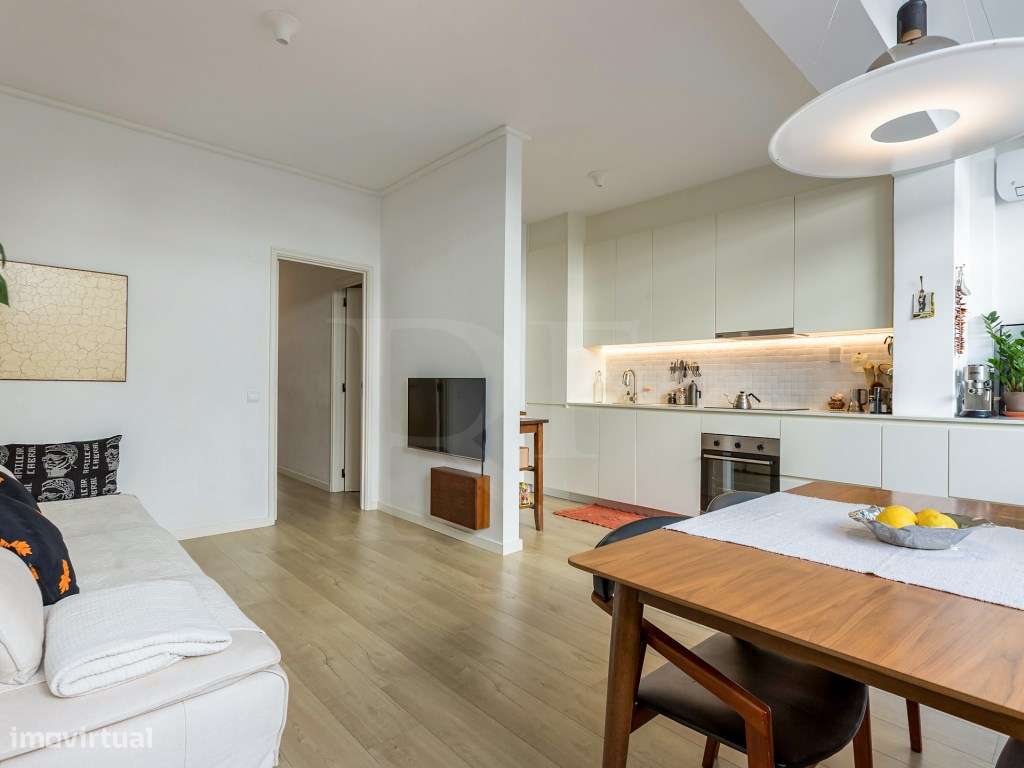 Apartamento T3 em Paço da Rainha / Campo Mártires da Pátria - Grande imagem: 4/21