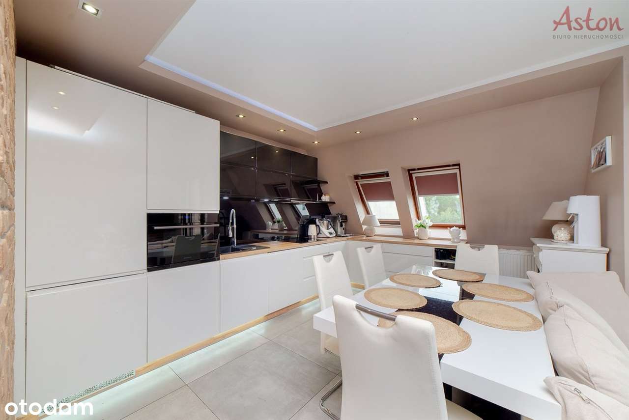 Przytulne mieszkanie / Żwaków. Po podłodze 70 m2.-5