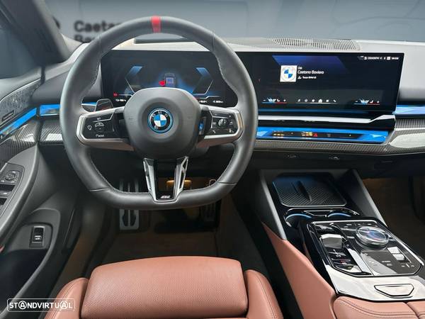 BMW i5 M60 xDrive - 6