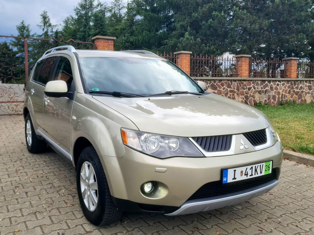 Mitsubishi Outlander II 2.4 4WD Invite 2008
