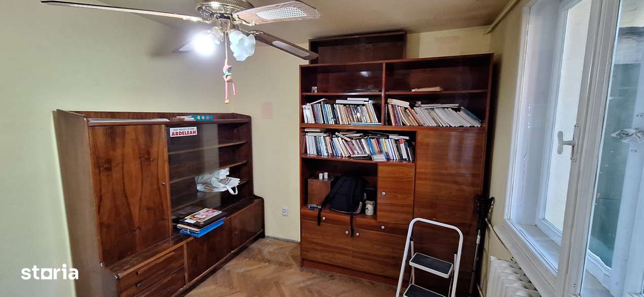 Apartament 2 camere, decomandat, Rogerius, Str. Iza.-1