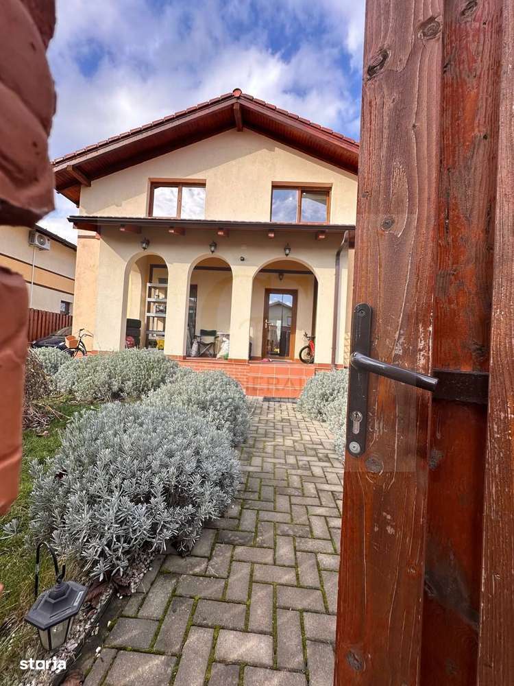 Casă modernă de vânzare în Cristian, Brașov - Imagine principală: 2/20