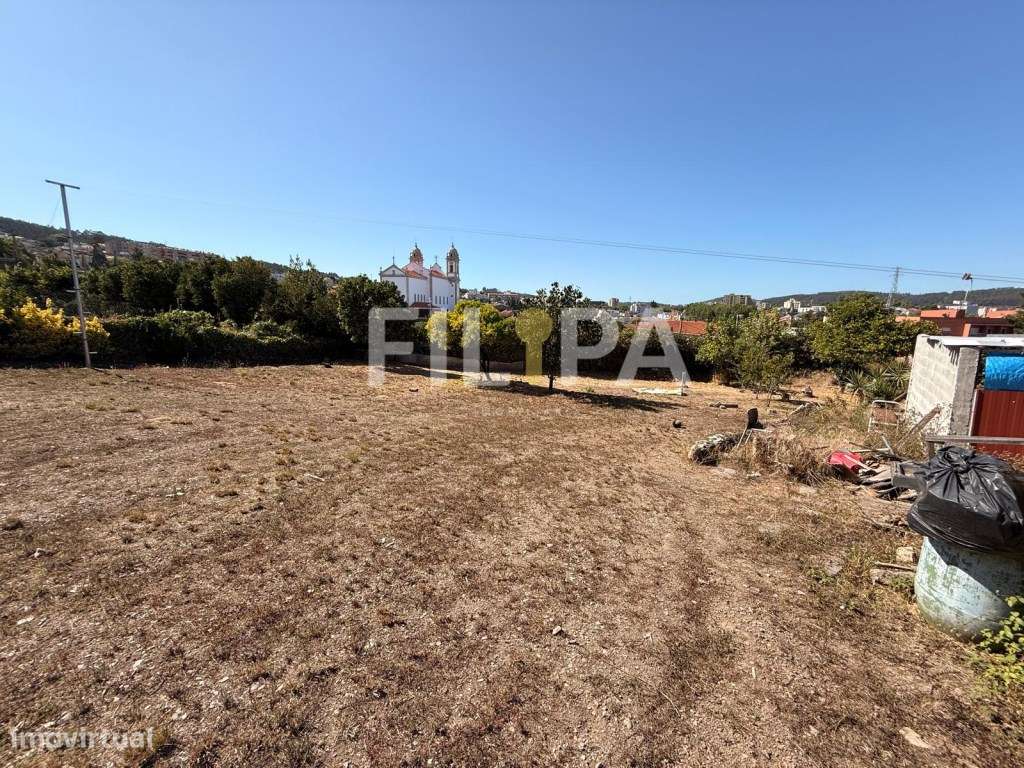 Moradia térrea para reconstrução no centro de Valongo-16