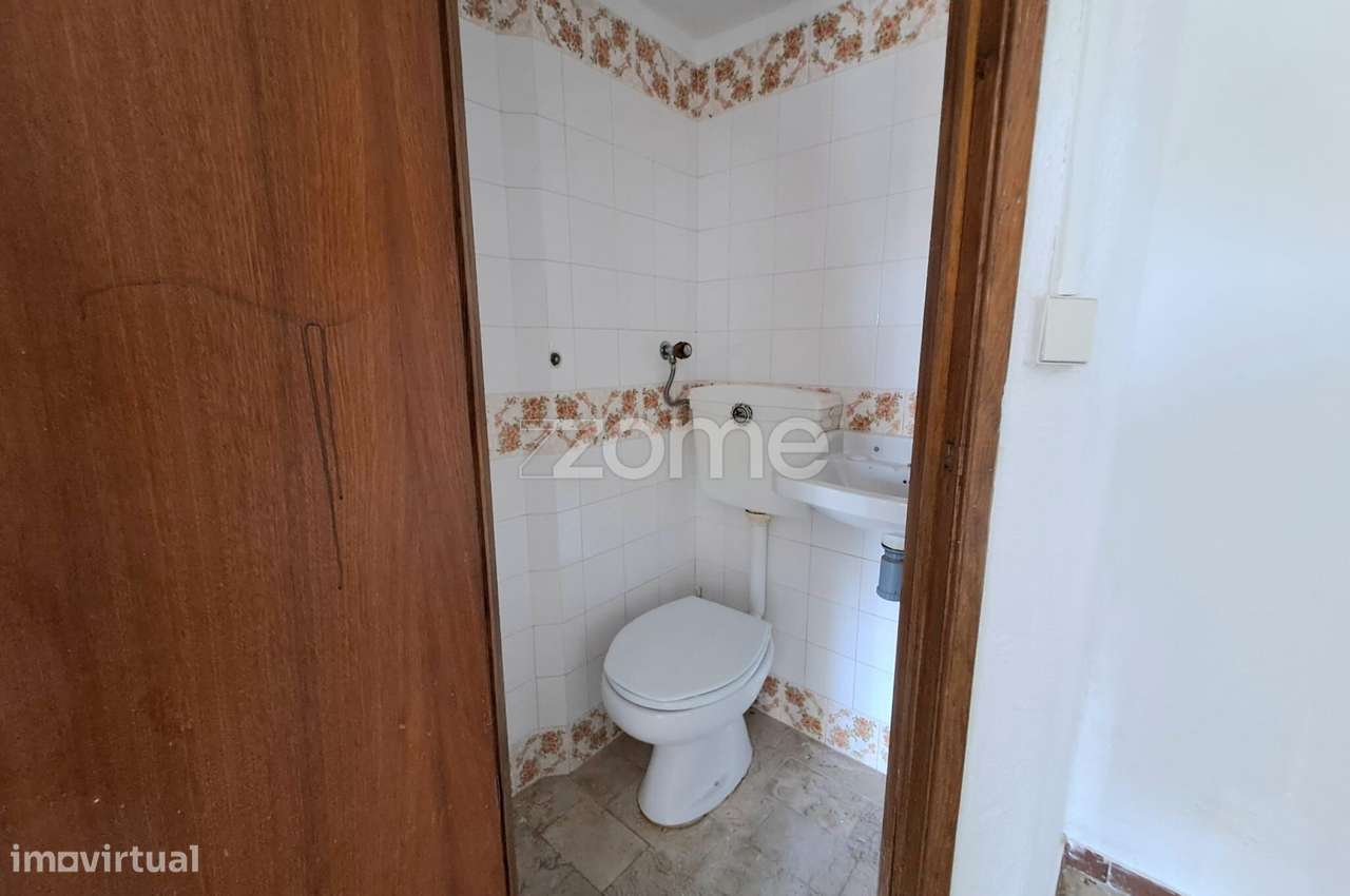 Garagem Box para arrendamento - Grande imagem: 5/6