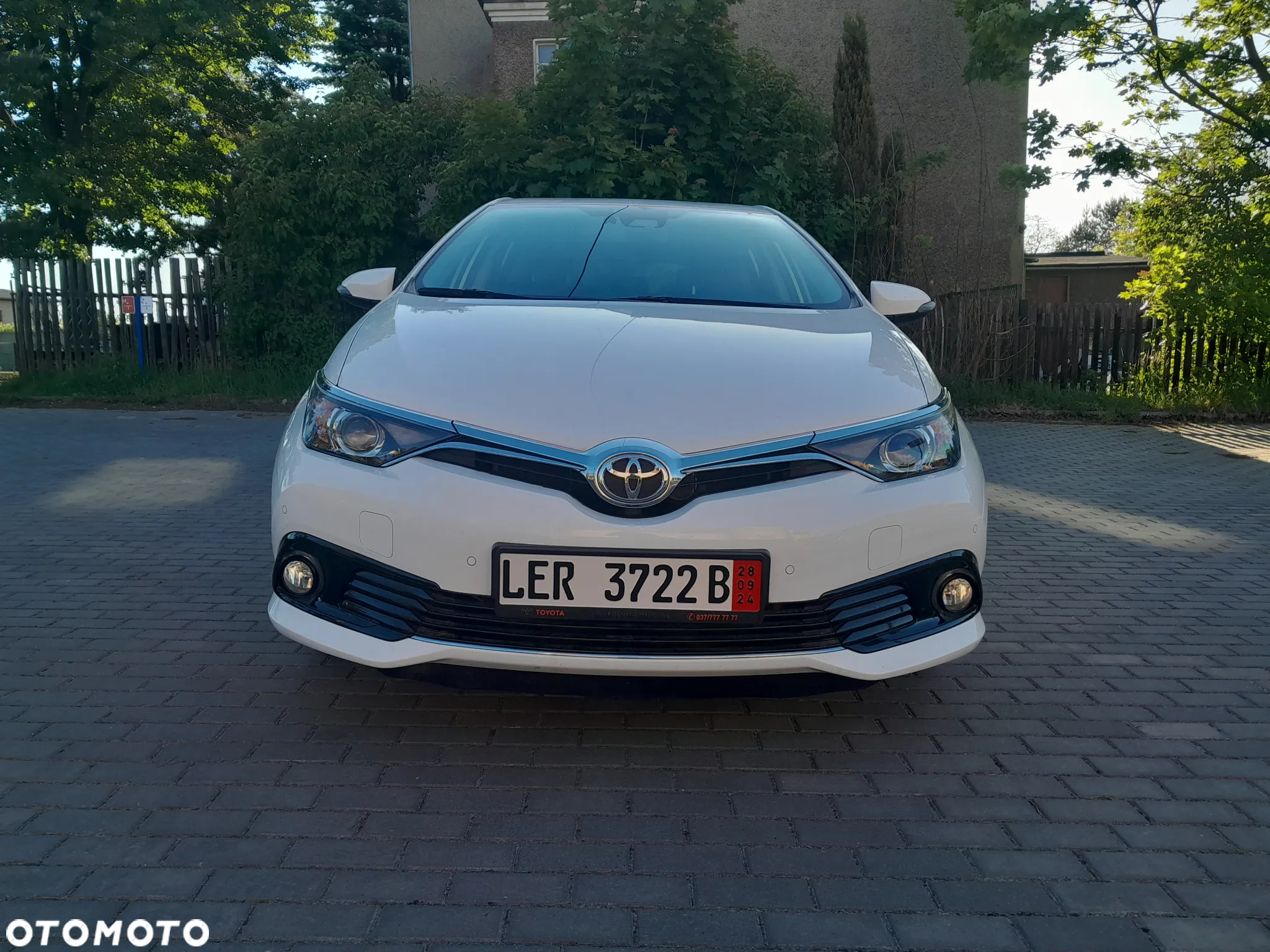 Toyota Auris 1.6 Premium - 10