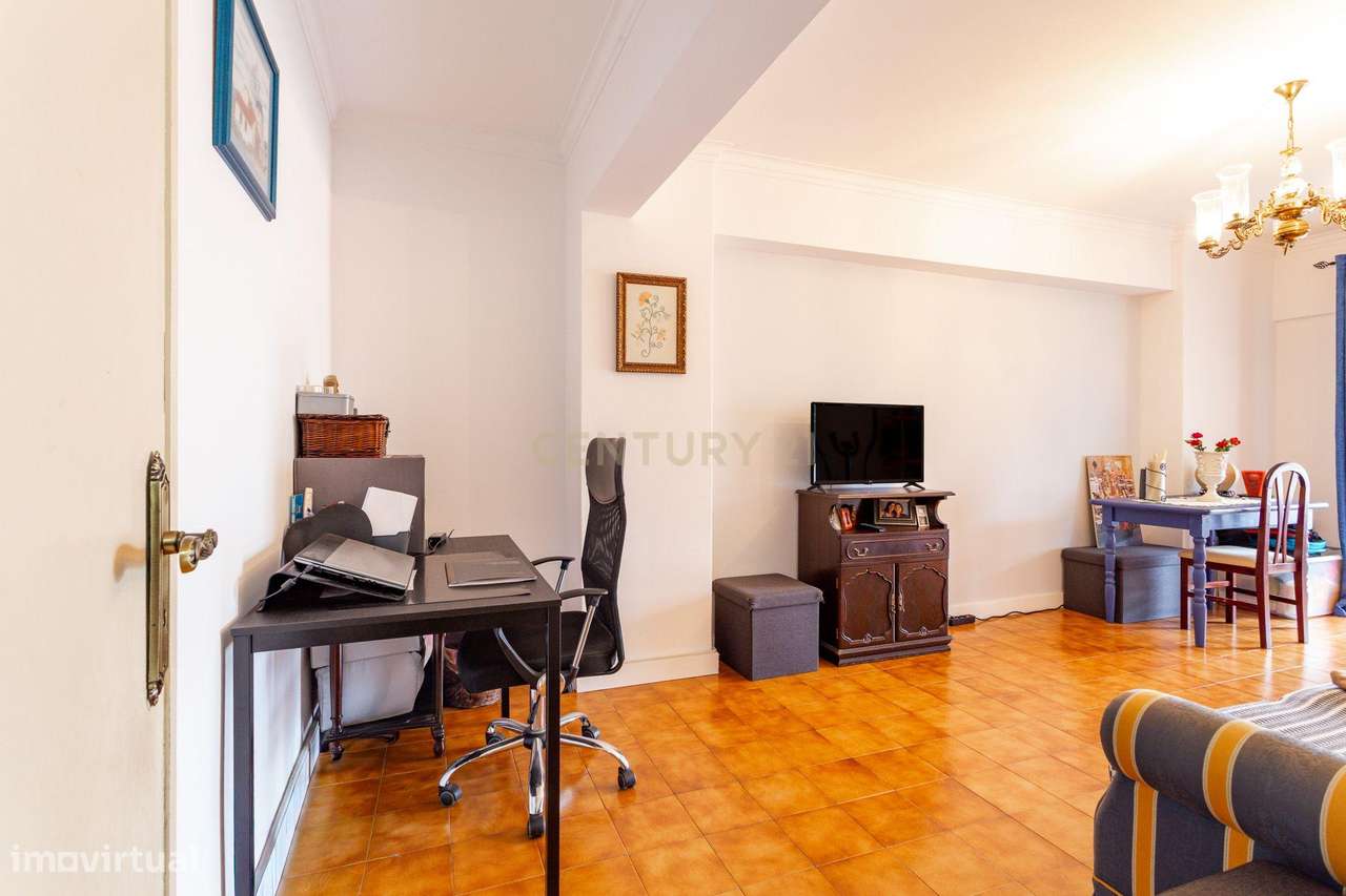 Apartamento T1 pronto a habitar-7