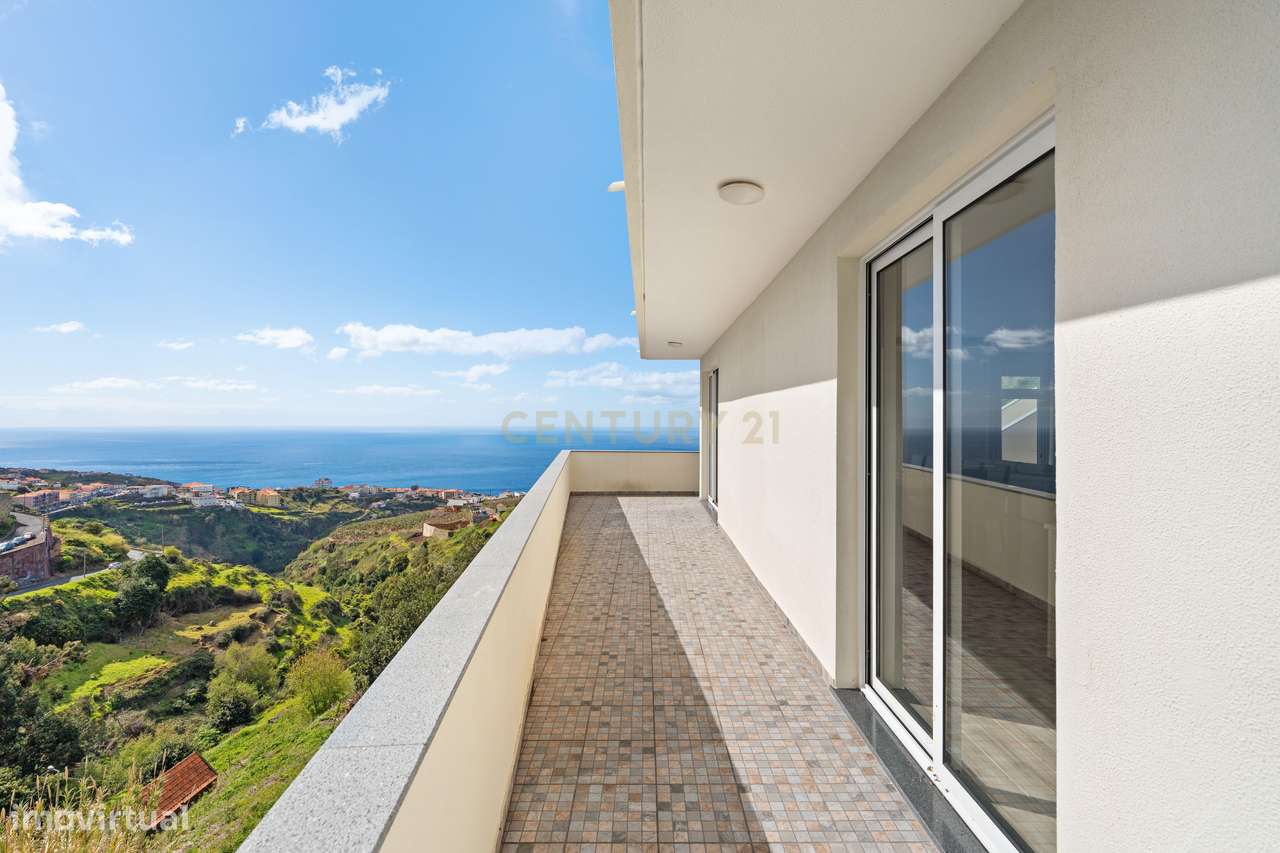 Moradia T4 - Estreito da Calheta, Madeira - Grande imagem: 2/40