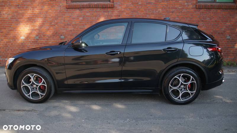 Alfa Romeo Stelvio 2.2 JTDM Executive Q4 - 3