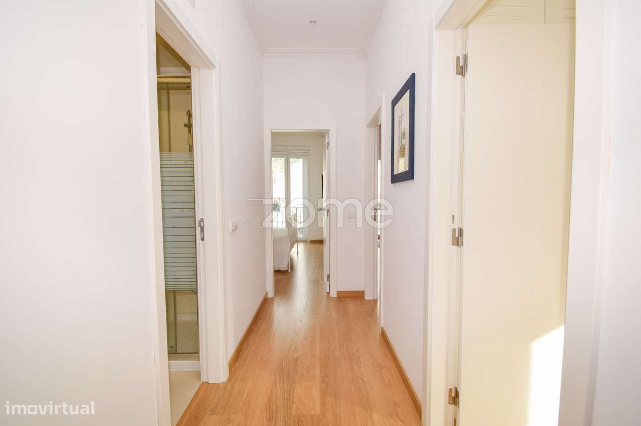 Prédio com 2 apartamentos independentes, totalmente remodelado-26