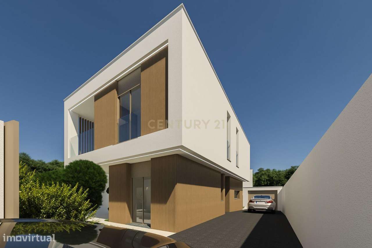 Moradia Isolada unifamiliar com piscina e garagem-5