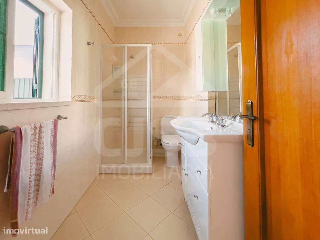 Moradia Isolada T4 em Samora Correia-12