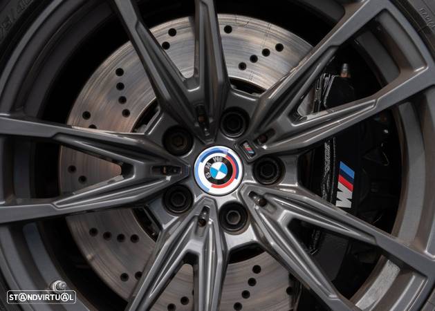 BMW M4 Competition Pack 50 anos M - 7