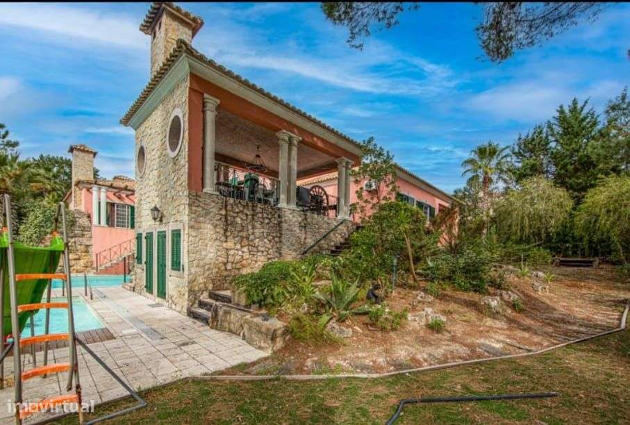 Moradia de Luxo T7 na quinta do Peru-8