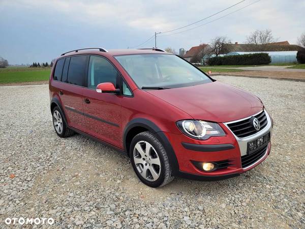 Volkswagen Touran 1.4 TSI Cross - 2