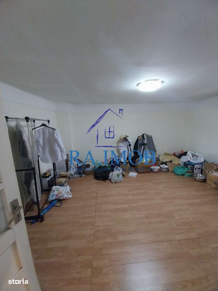 Casa cu 9 camere, sat Gageni-Prahova- 85000 euro negociabil-3