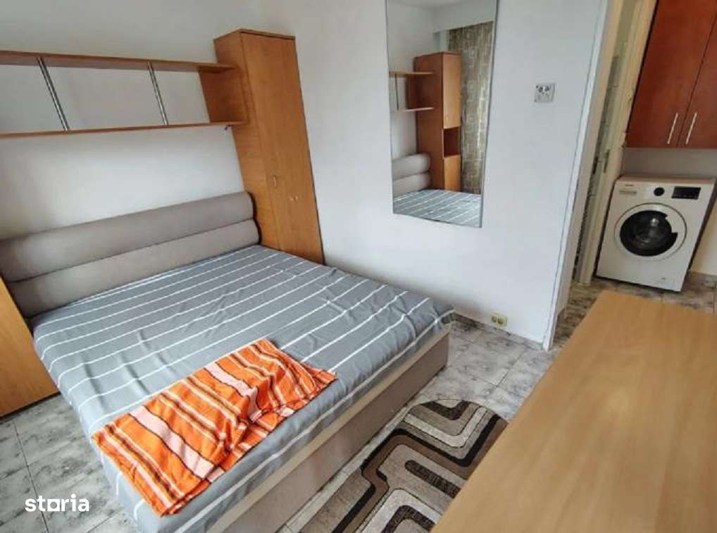 Apartament 3 camere,decomandat, etaj 3,Inel I-1