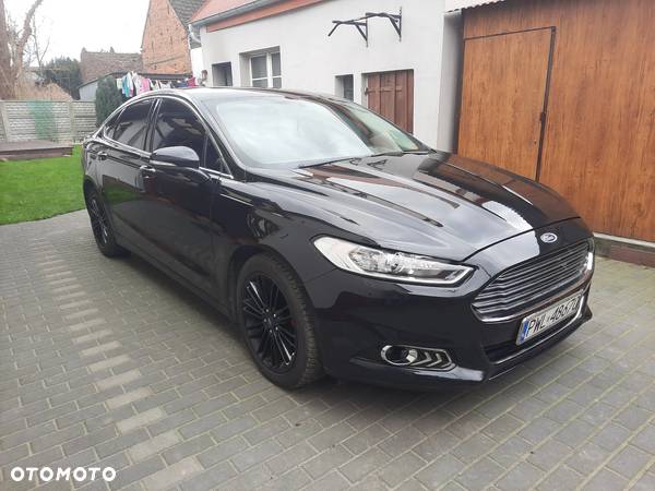 Ford Fusion 2.0 EcoBoost Titanium - 2