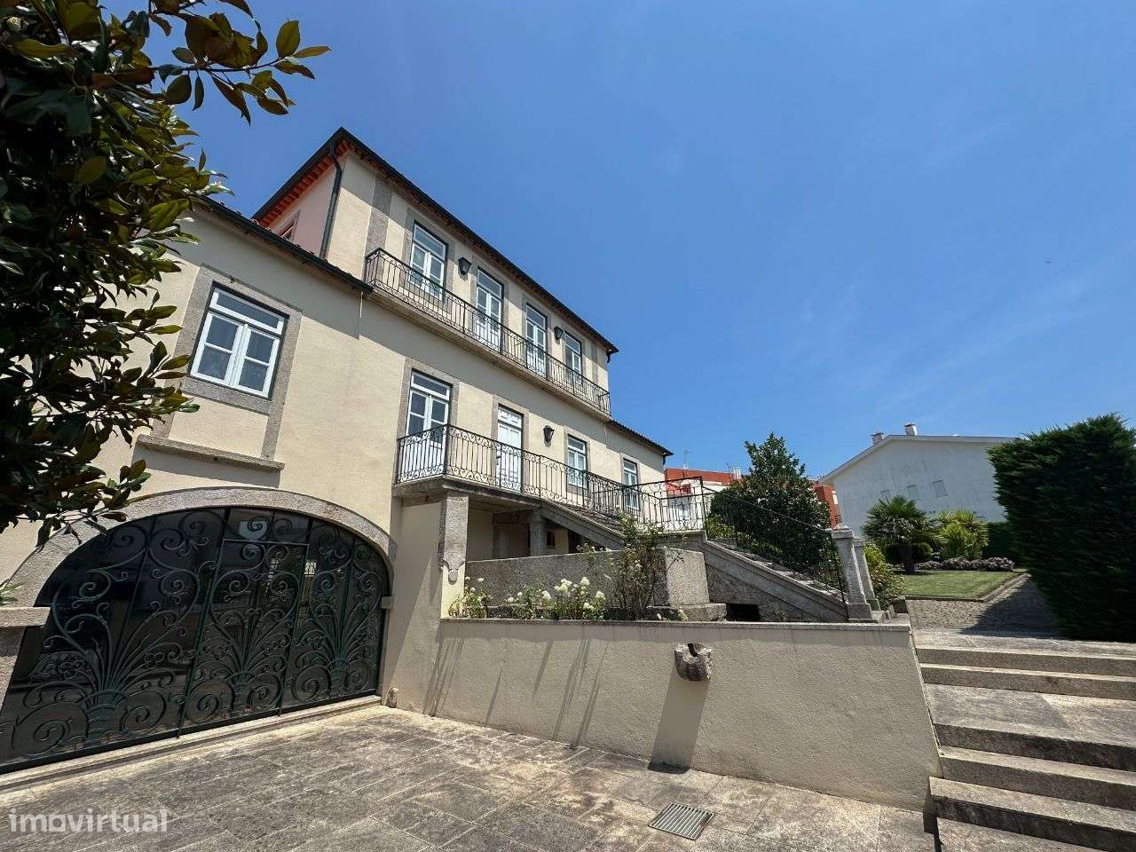 Maravilhosa Moradia Individual V4 na Meadela - Grande imagem: 3/33