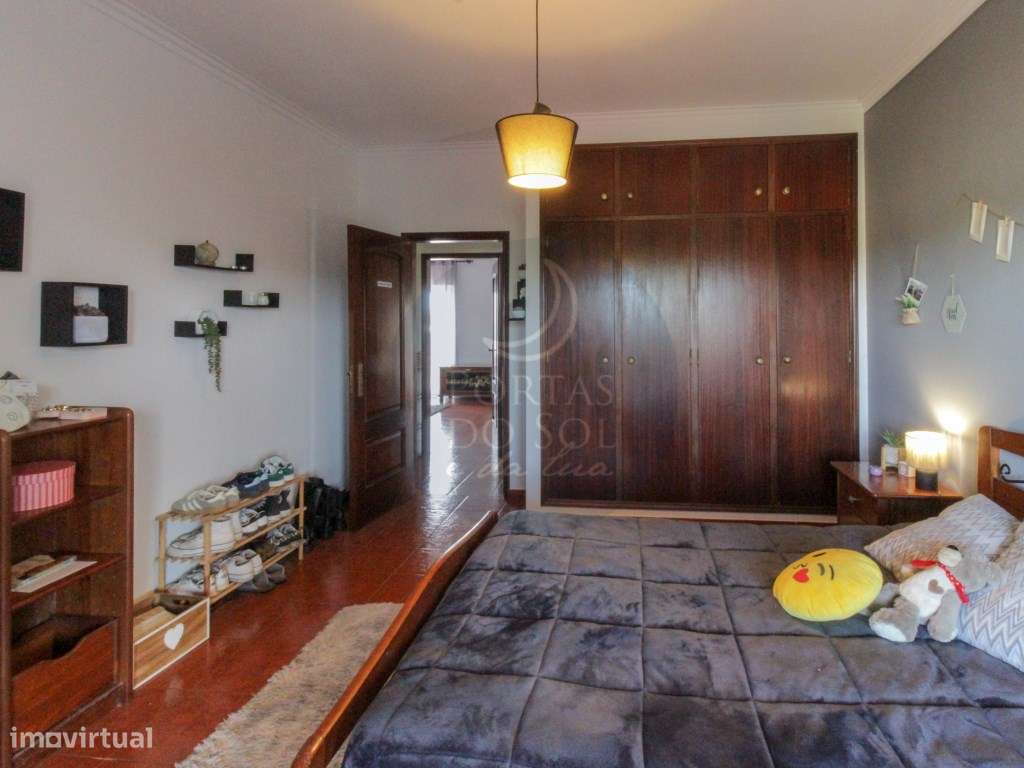 Moradia V3 c garagem em 1.040 m2 a 1 hora de Lisboa-12