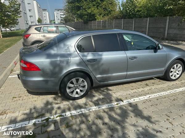 Skoda Superb 1.8 TSI Ambition DSG - 3