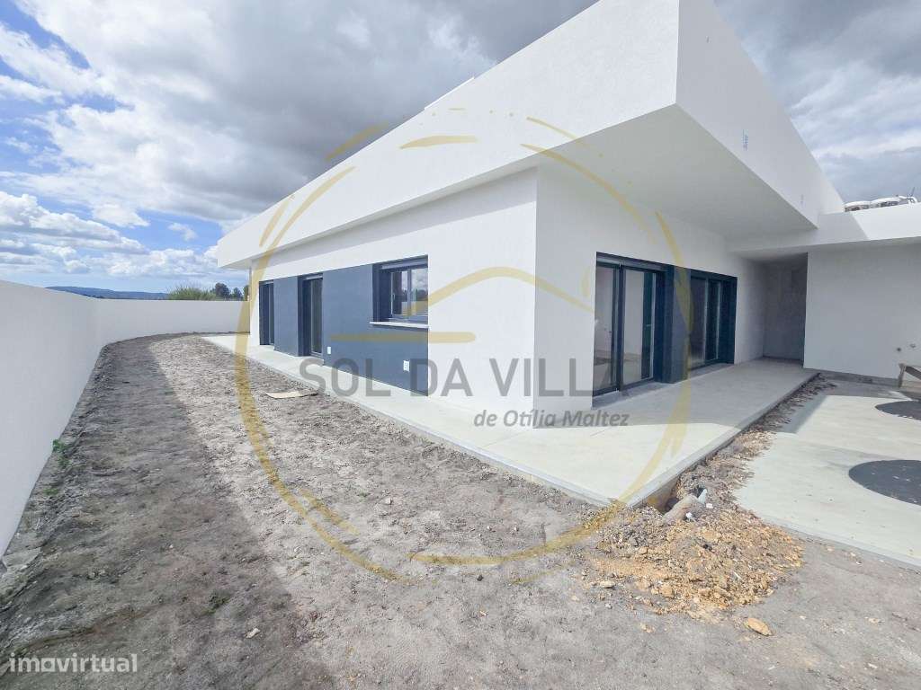 Moradia T4 Isolada Térrea - Quinta do Anjo - 600.000€-42