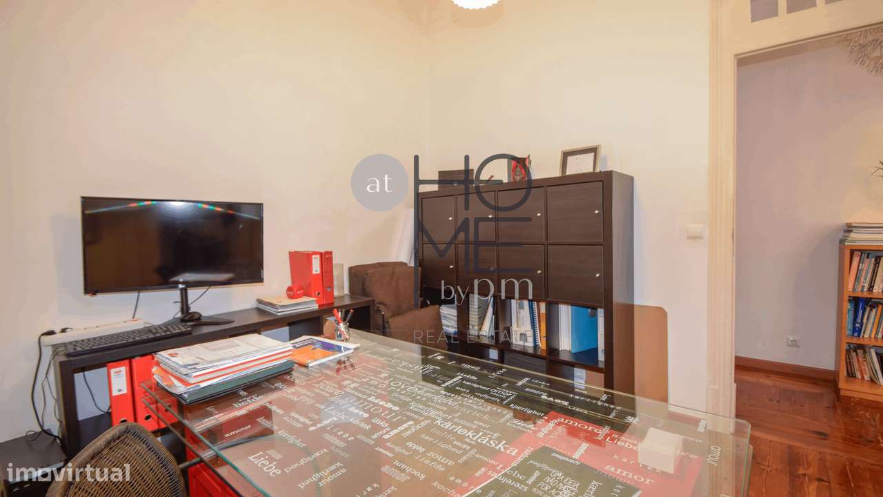 Av. Luís Bívar | T3 + 1 de charme em Lisboa-9