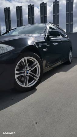 BMW Seria 5 520d Touring - 23