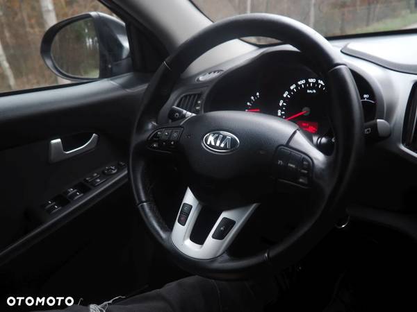 Kia Sportage 2.0 CRDI XL 4WD - 29