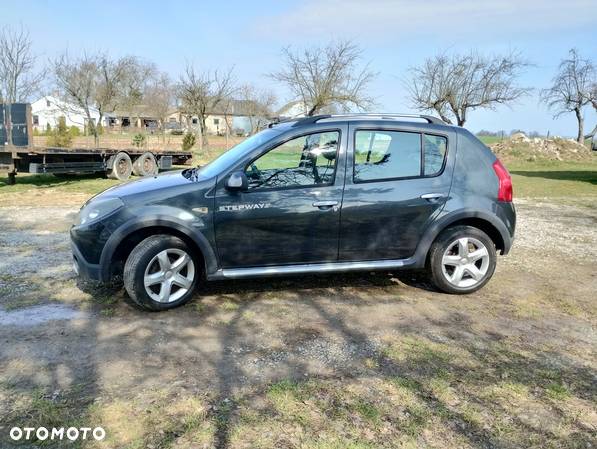 Dacia Sandero Stepway 1.6 - 2