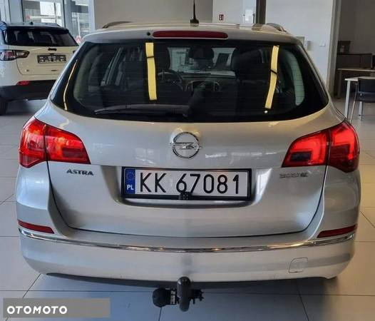 Opel Astra - 4