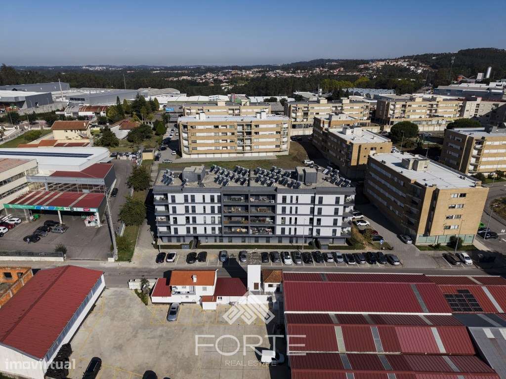 Apartamento T2 no Cavaco em Santa Maria da Feira-35