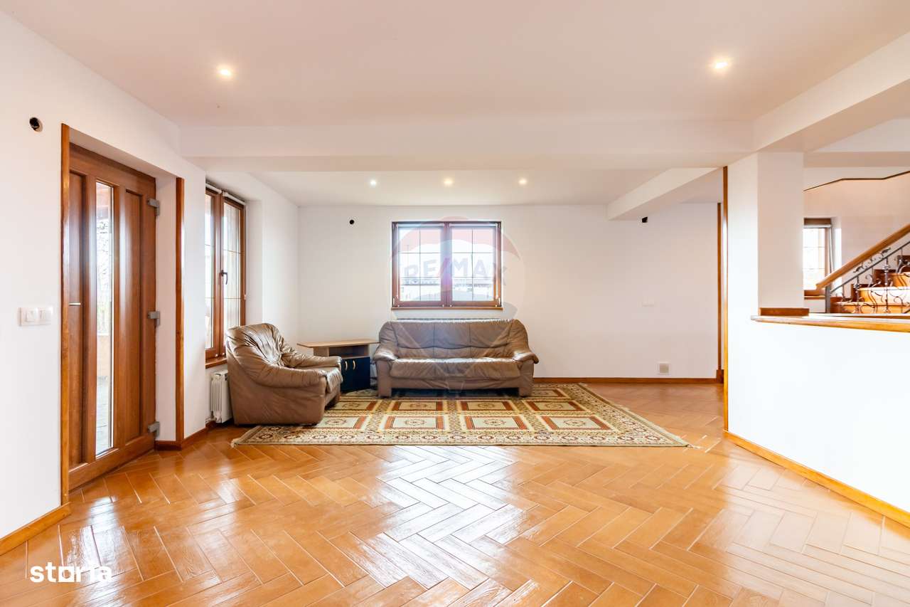 Casă finalizată, 278 mp teren 2305 mp Pleașa, Bucov, Ploiesti-3