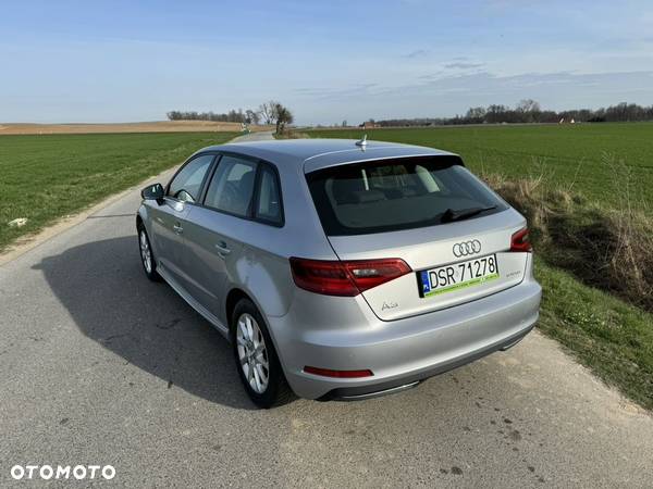 Audi A3 1.4 TFSI Sportback e-tron - 9