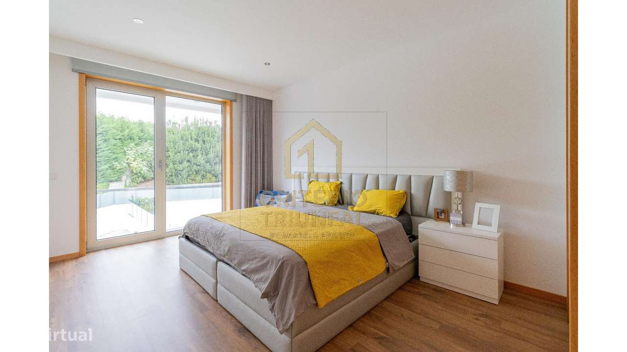 Moradia Geminada T3 em Penafiel-19