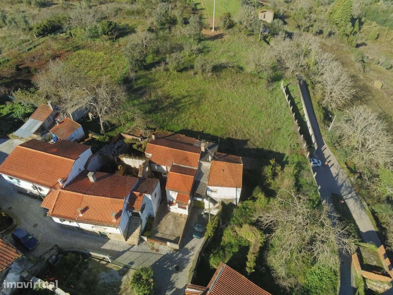 Moradia para Recuperar + Lagar para recuperar | Alcouce | Terreno - Grande imagem: 5/21