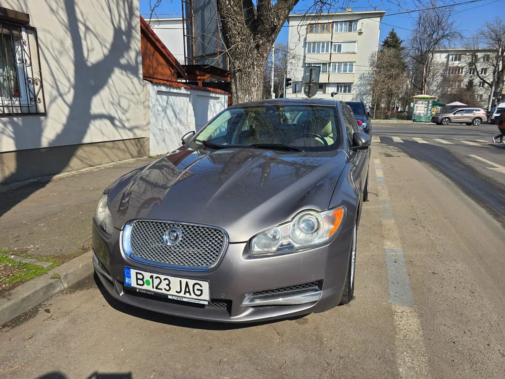 Jaguar XF 3.0 V6 Premium Luxury 2011