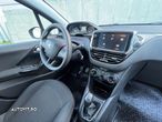 Peugeot 208 1.2 L PureTech Active - 12